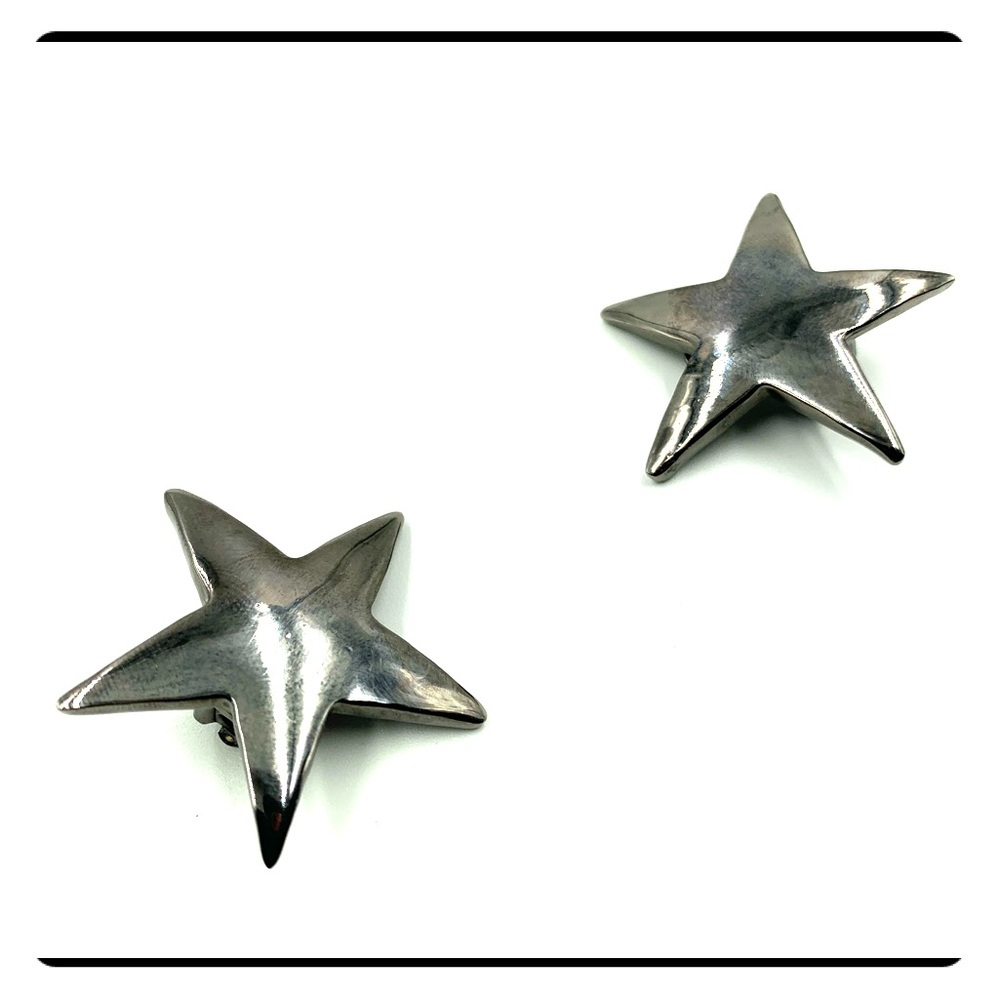 KJL signed star earclips